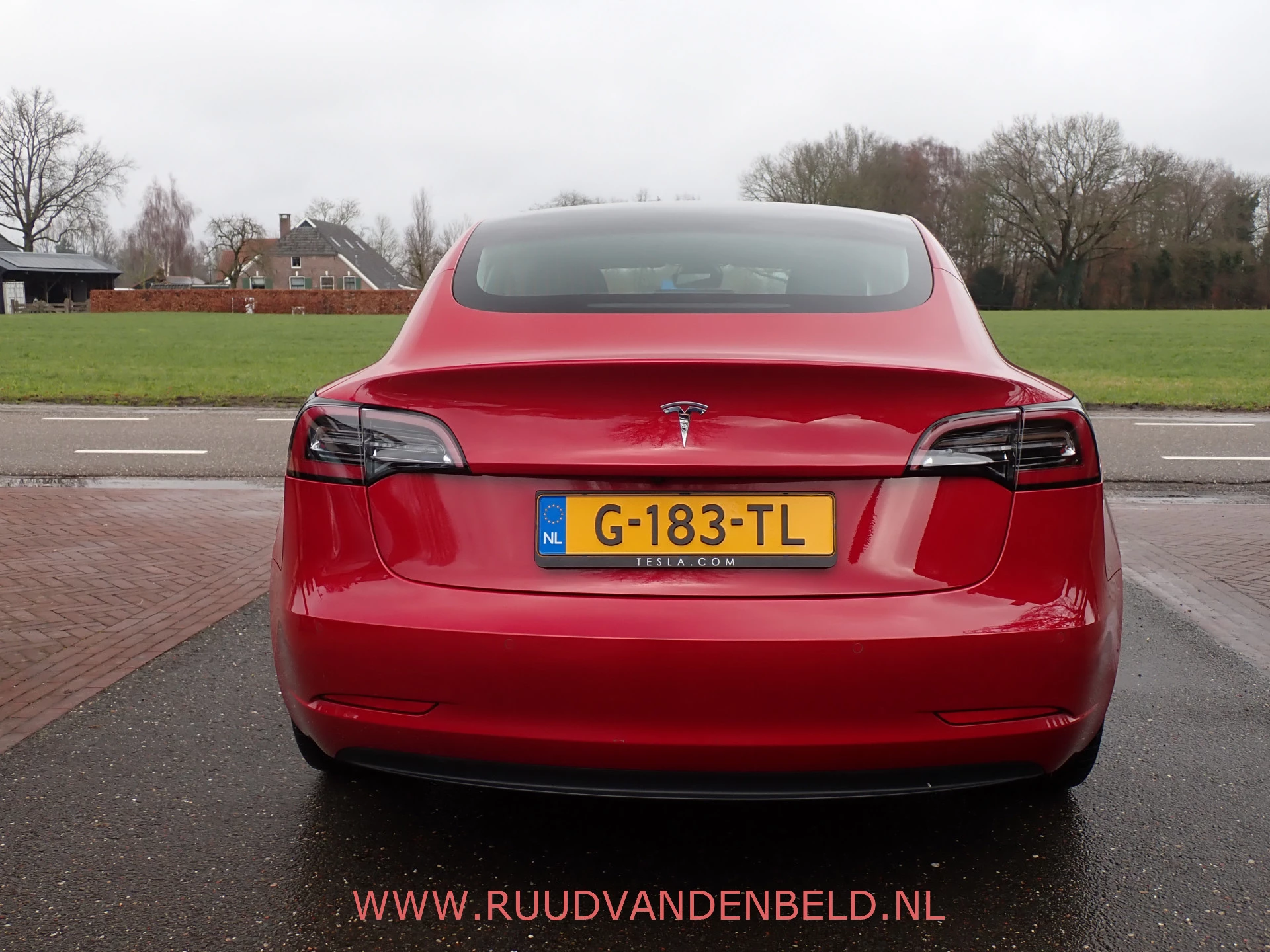 Hoofdafbeelding Tesla Model 3