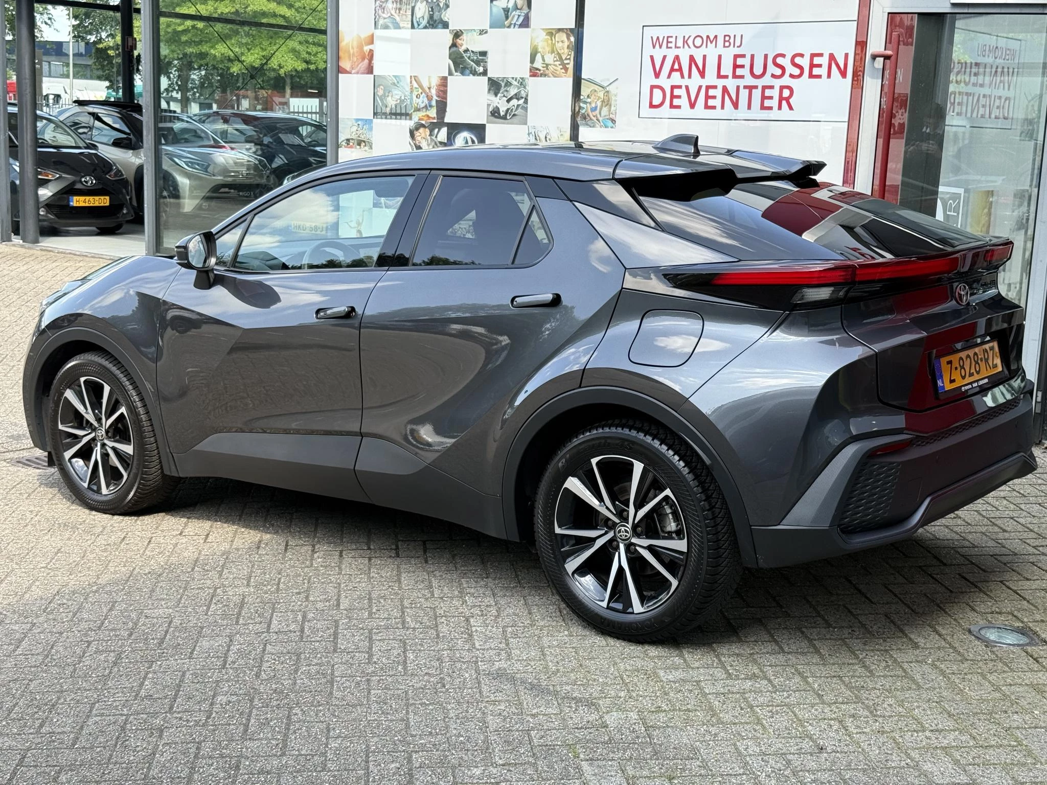 Hoofdafbeelding Toyota C-HR