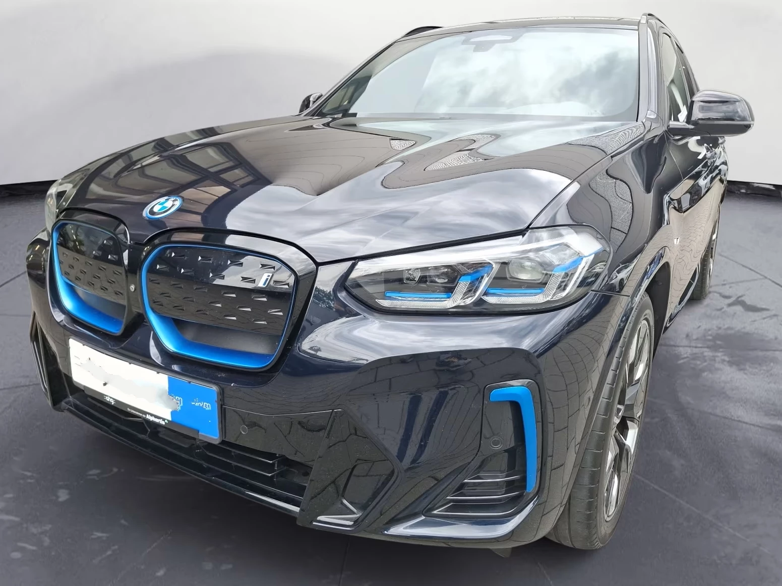 Hoofdafbeelding BMW iX3