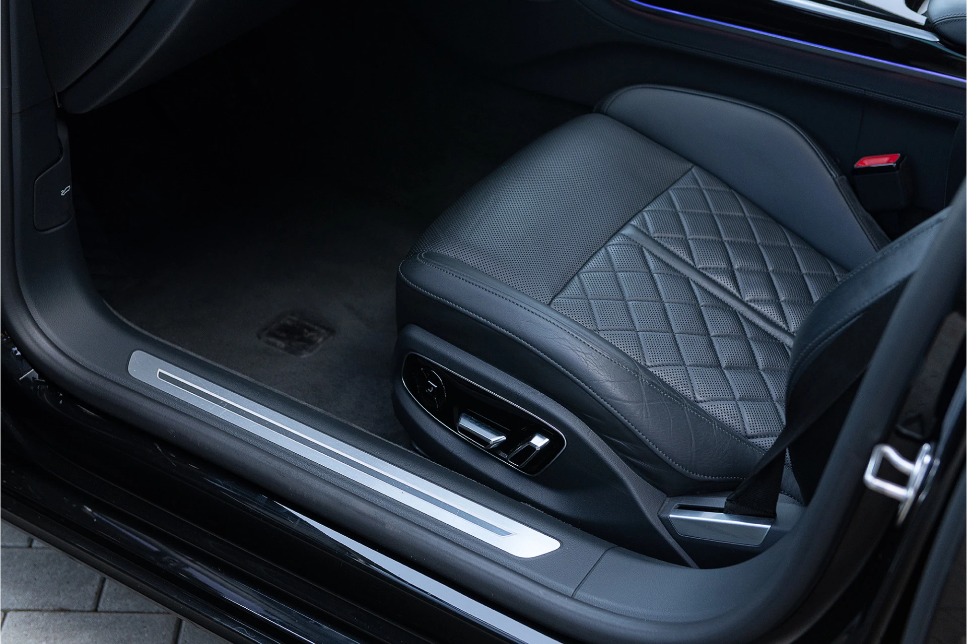 Hoofdafbeelding Audi A8