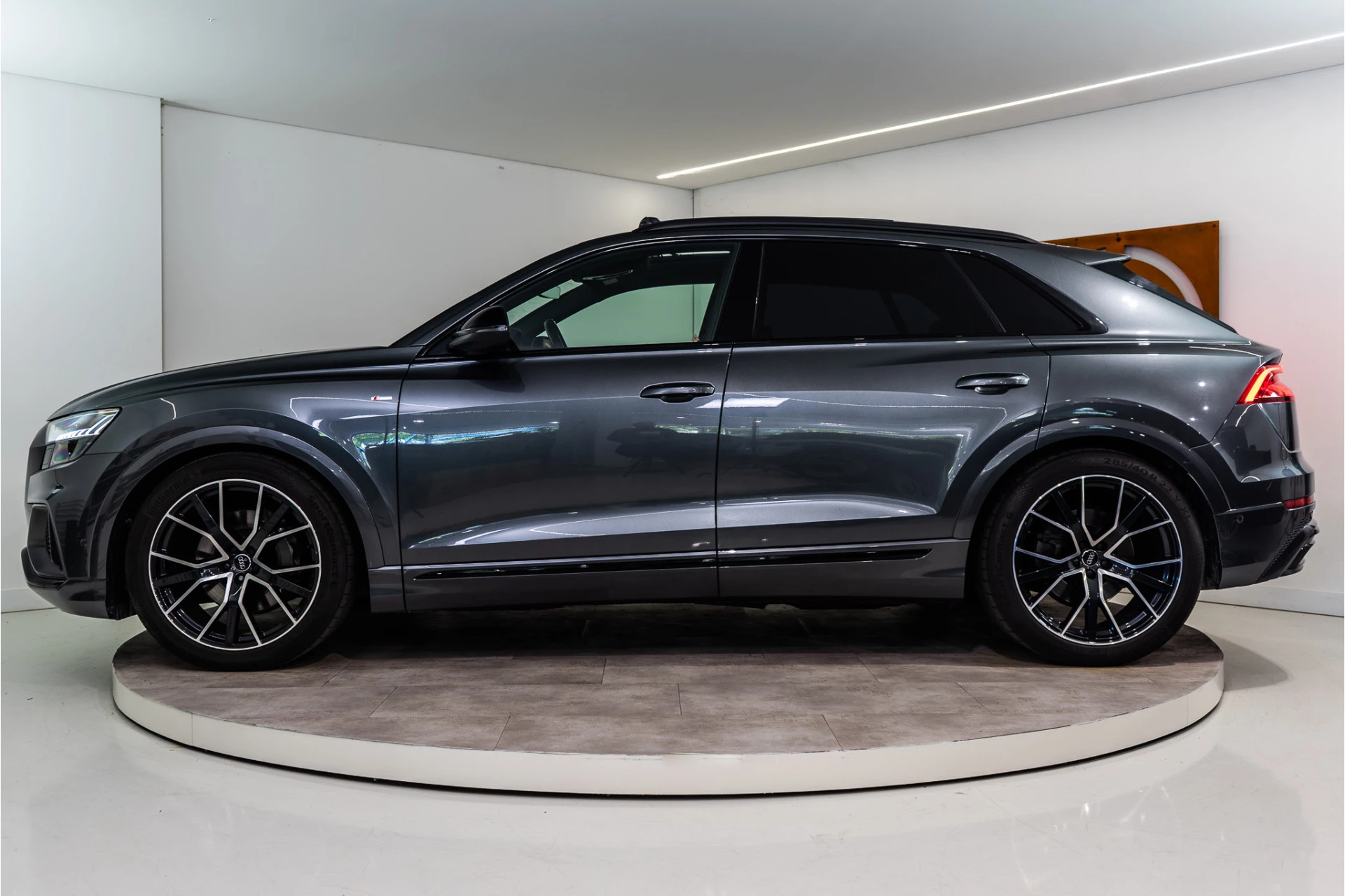 Hoofdafbeelding Audi Q8