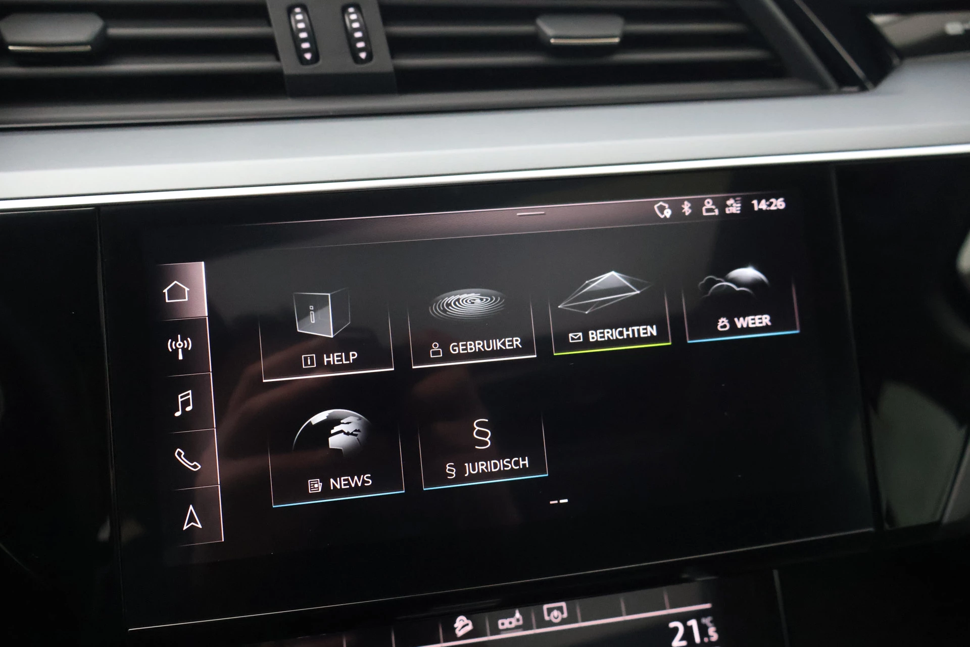 Hoofdafbeelding Audi e-tron