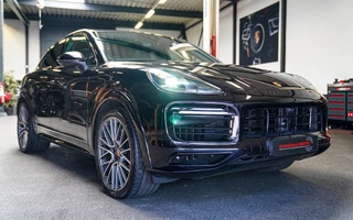 Porsche Cayenne Coupé 3.0 E-Hybrid | Softclose | Luchtvering | Bose | Panorama