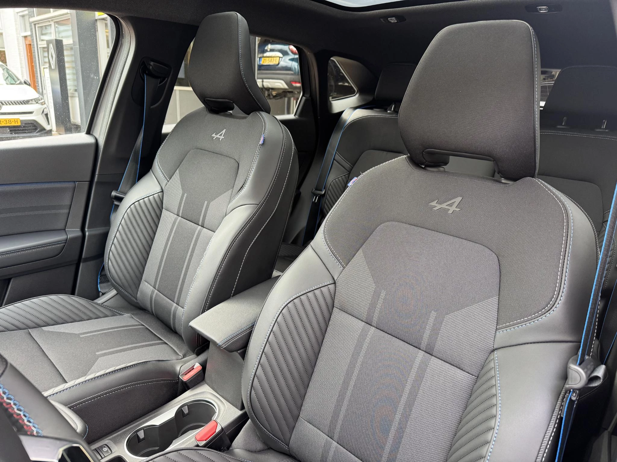 Hoofdafbeelding Renault Symbioz