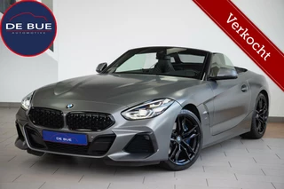 Hoofdafbeelding BMW Z4 BMW Z4 Roadster sDrive30i High Executive M-Sport Org BTW NL 1ste Eig Frozen Virtual Harman kardon HUD Full Option