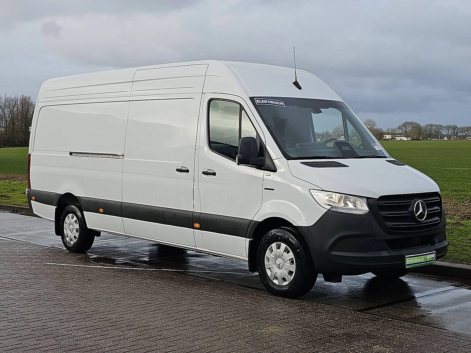 Hoofdafbeelding Mercedes-Benz eSprinter