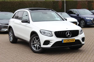 Mercedes-Benz GLC 250 4MATIC Business / Panoramadak / Camera / Navigatie / Leder&Alcantara / 19'' / Stoelverwarming / Cruise Control