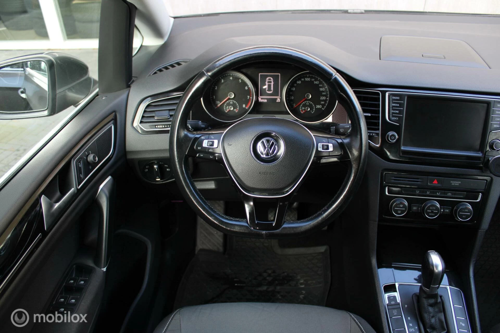 Hoofdafbeelding Volkswagen Golf Sportsvan