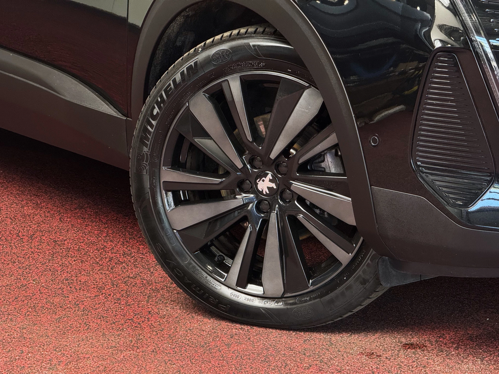Hoofdafbeelding Peugeot 5008