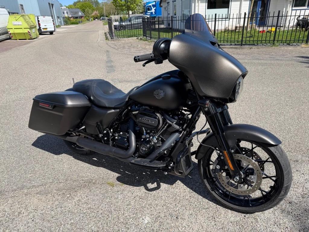 Hoofdafbeelding Harley-Davidson Street Glide