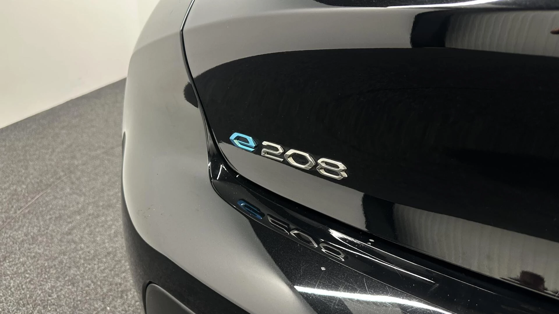 Hoofdafbeelding Peugeot e-208