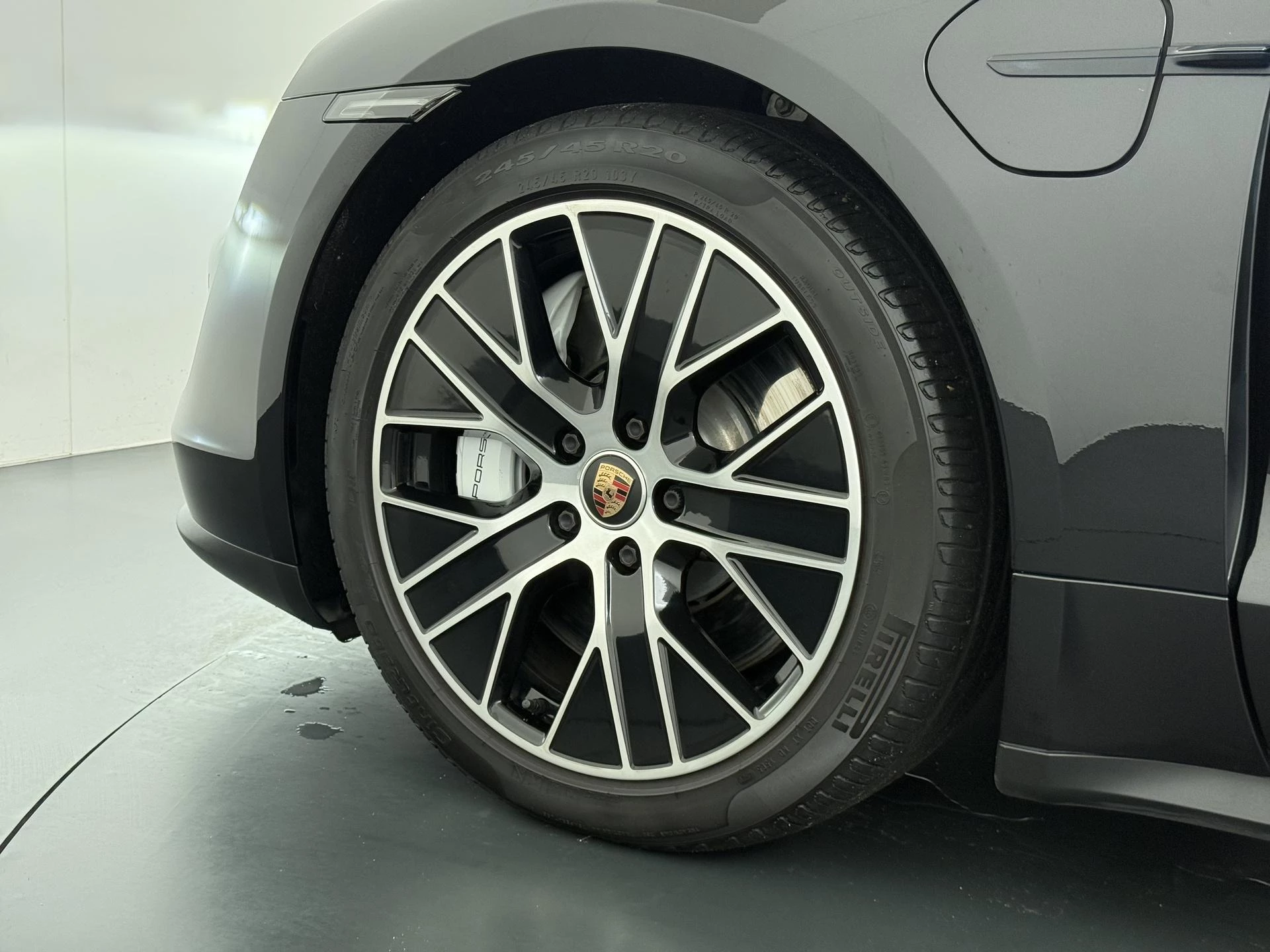 Hoofdafbeelding Porsche Taycan