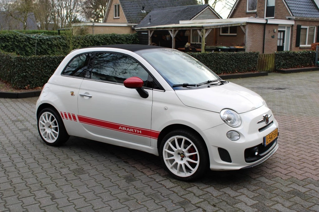 Hoofdafbeelding Fiat 500C