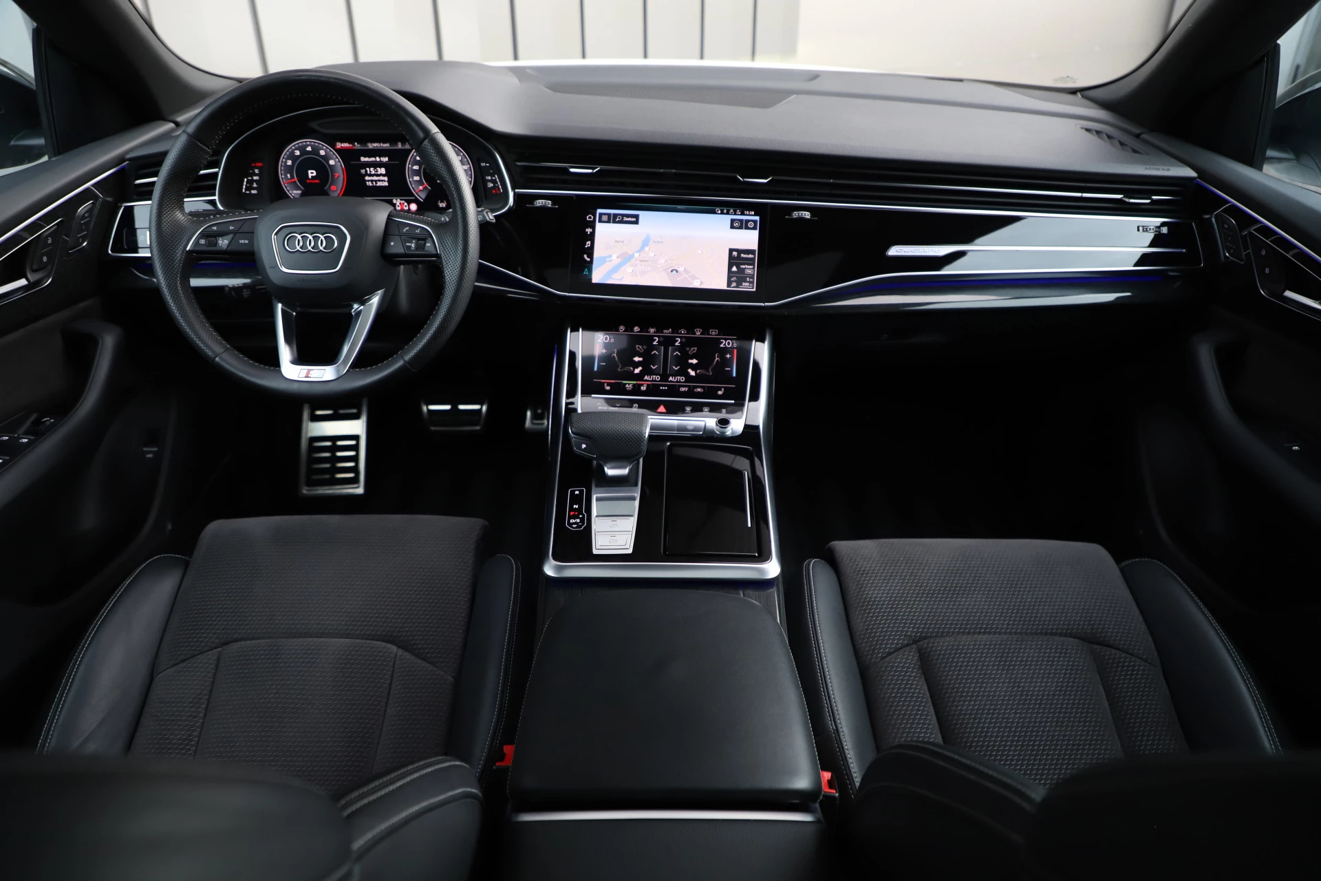 Hoofdafbeelding Audi Q8