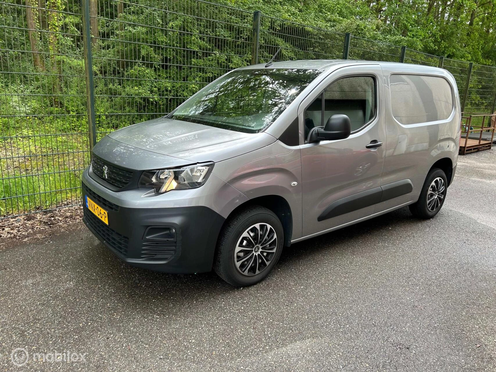 Hoofdafbeelding Peugeot Partner