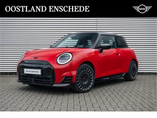 MINI 3-deurs Hatchback Cooper E / JCW / Pakket M / 18 inch JCW Lap Spoke 2-tone