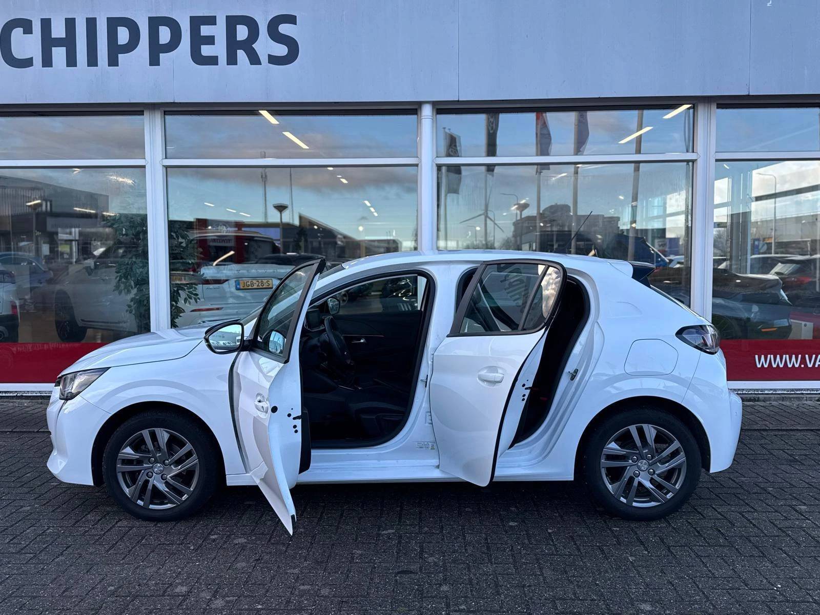 Hoofdafbeelding Peugeot 208