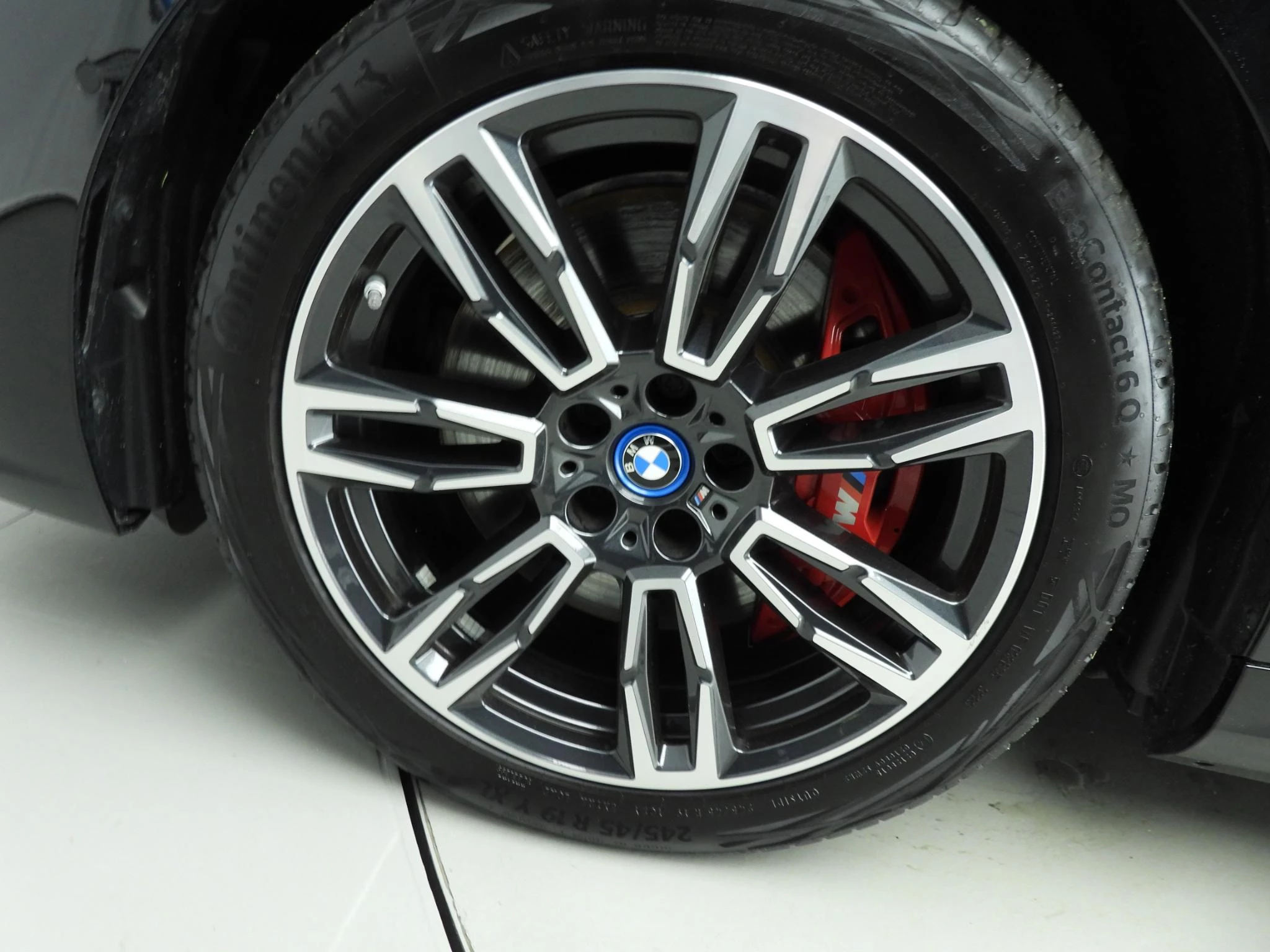 Hoofdafbeelding BMW i5