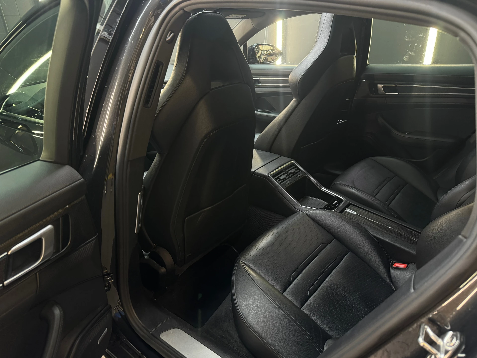 Hoofdafbeelding Porsche Panamera