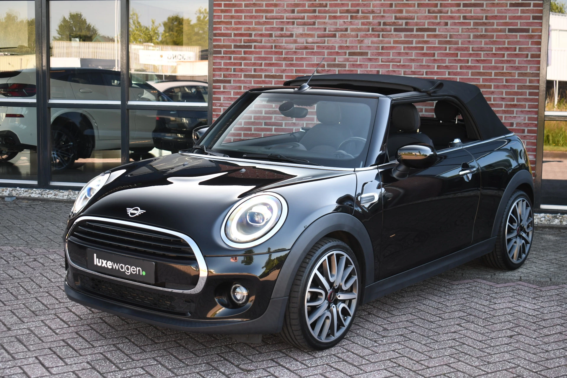 Hoofdafbeelding MINI Cooper Cabrio