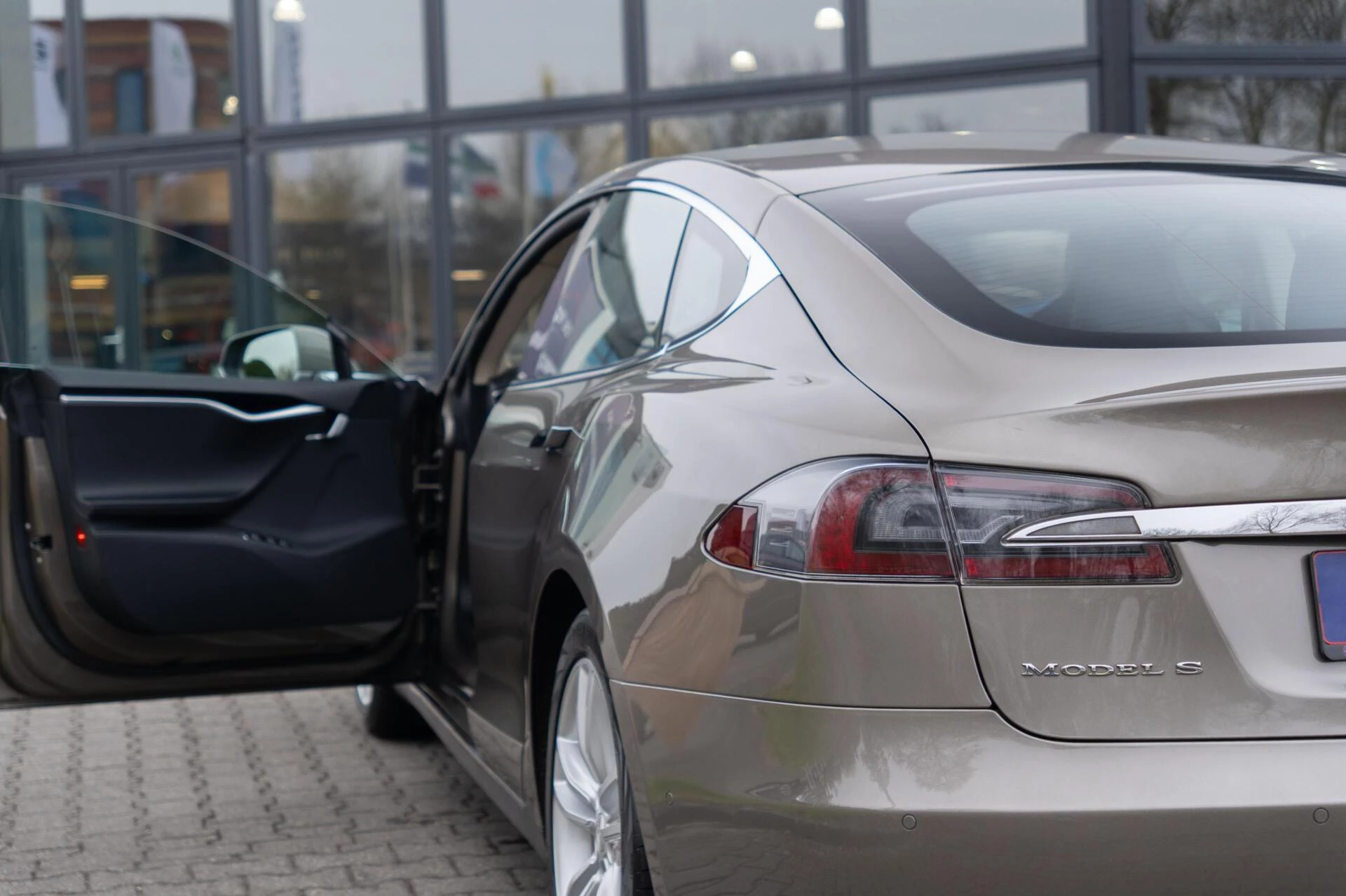 Hoofdafbeelding Tesla Model S