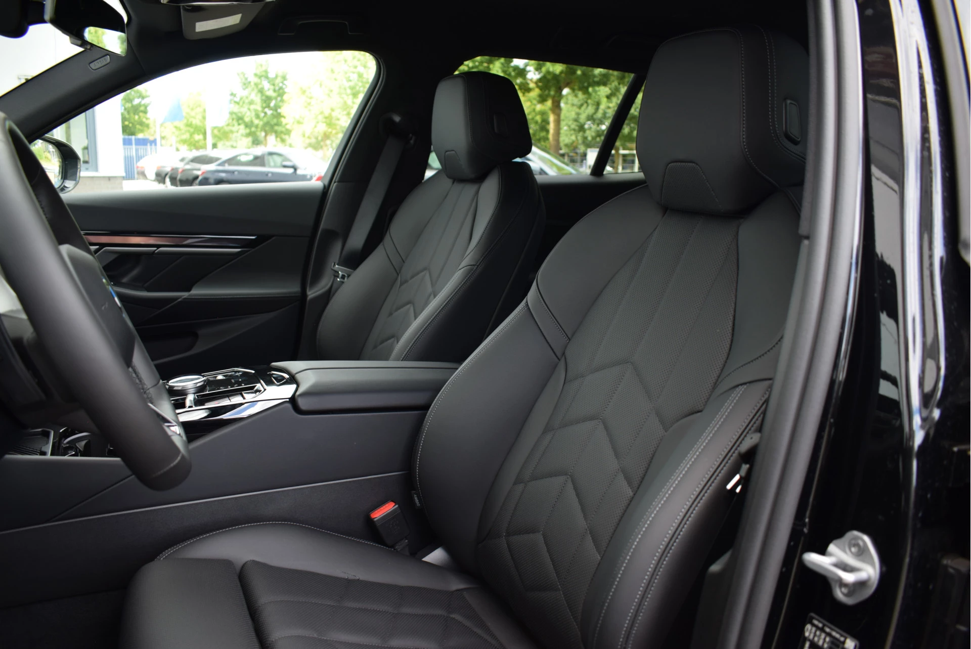 Hoofdafbeelding BMW i5