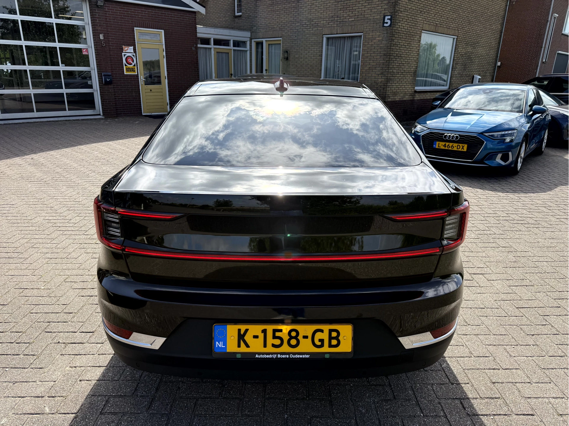 Hoofdafbeelding Polestar 2