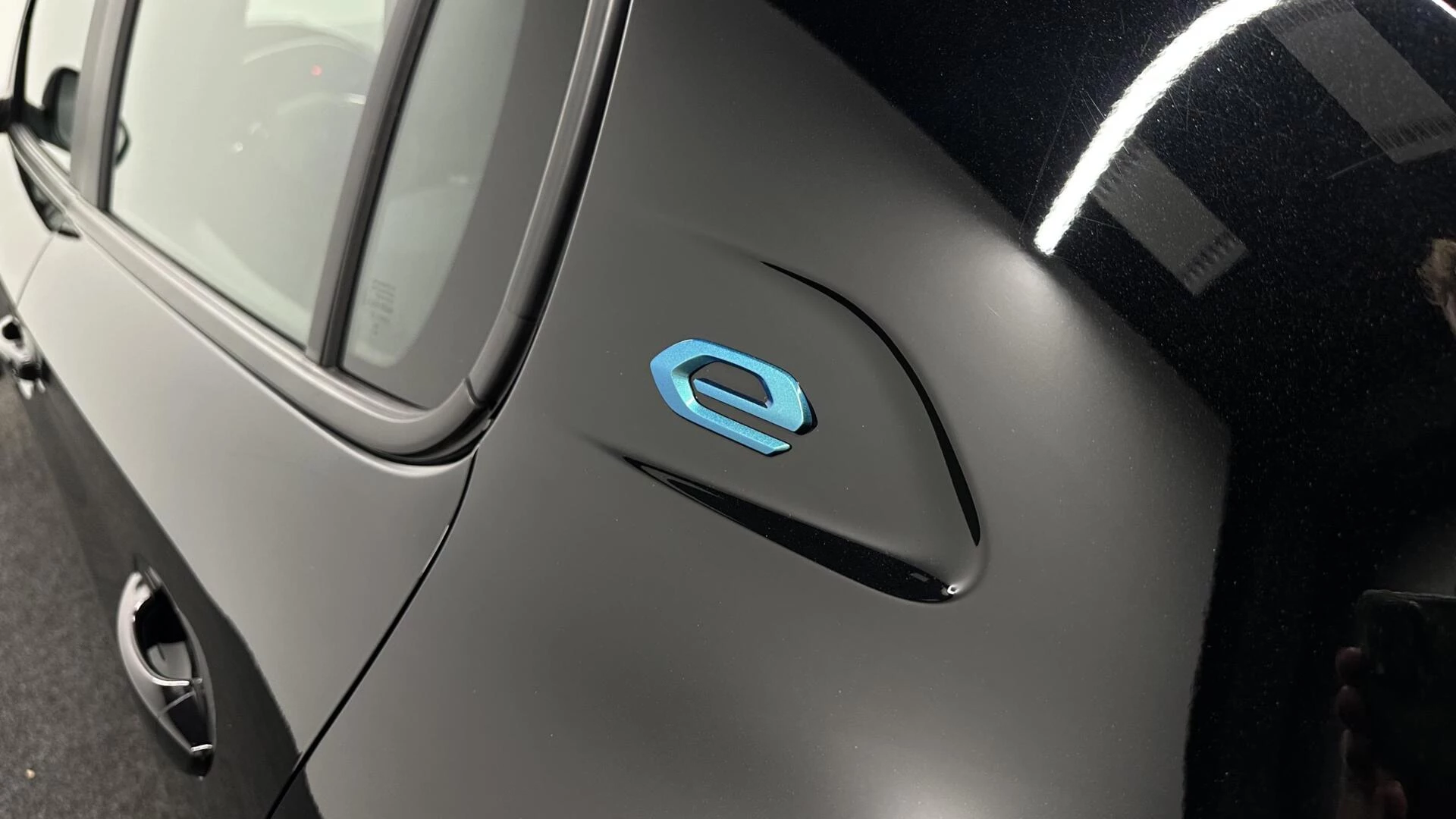 Hoofdafbeelding Peugeot e-208