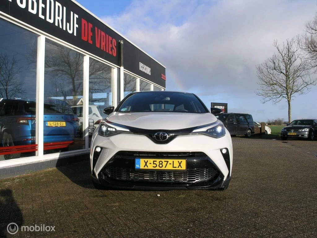 Hoofdafbeelding Toyota C-HR