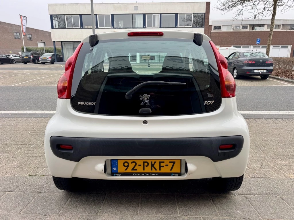 Hoofdafbeelding Peugeot 107