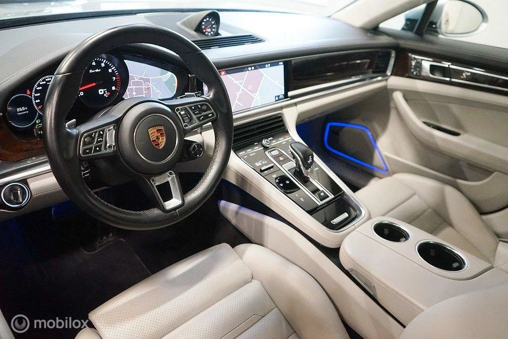 Hoofdafbeelding Porsche Panamera