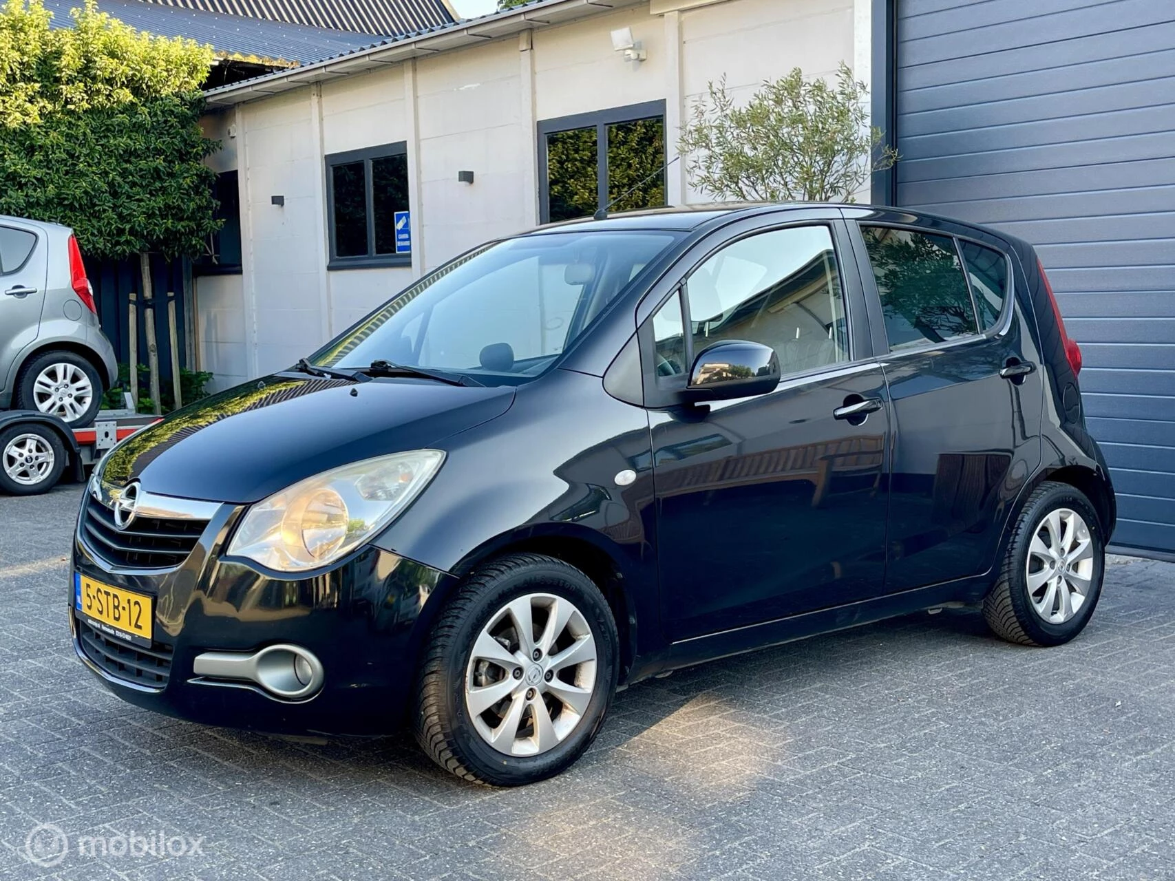 Hoofdafbeelding Opel Agila