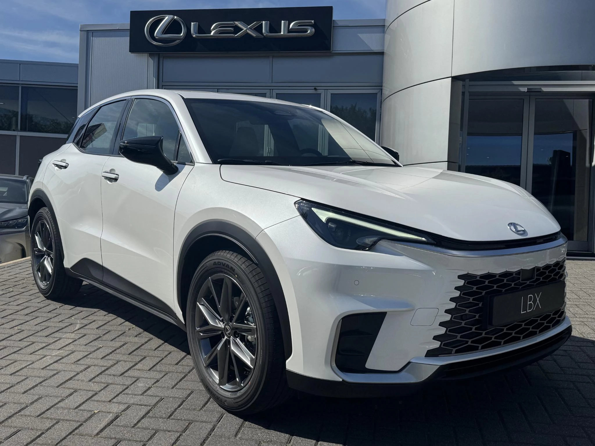 Hoofdafbeelding Lexus LBX