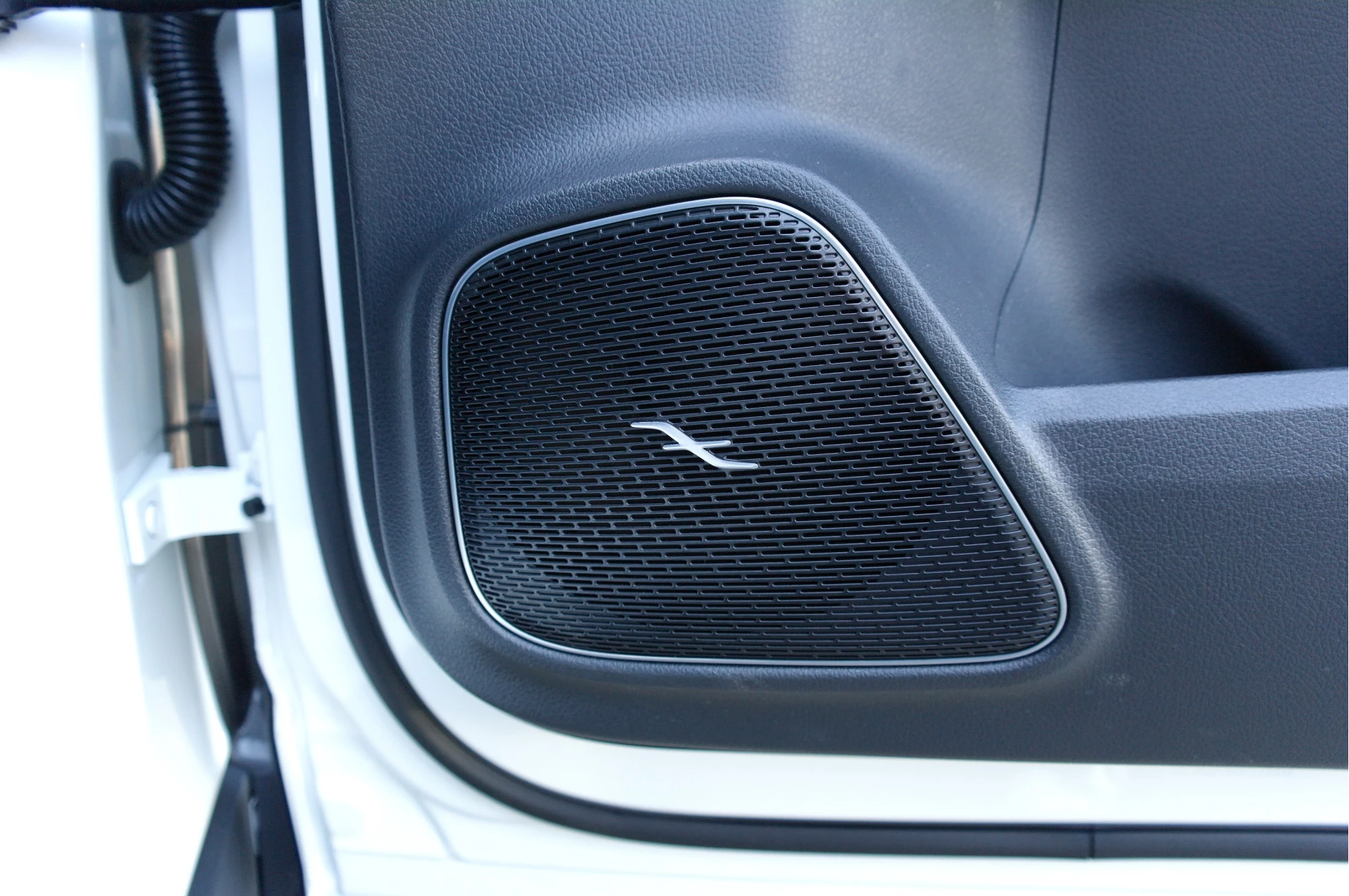 Hoofdafbeelding Mercedes-Benz EQA