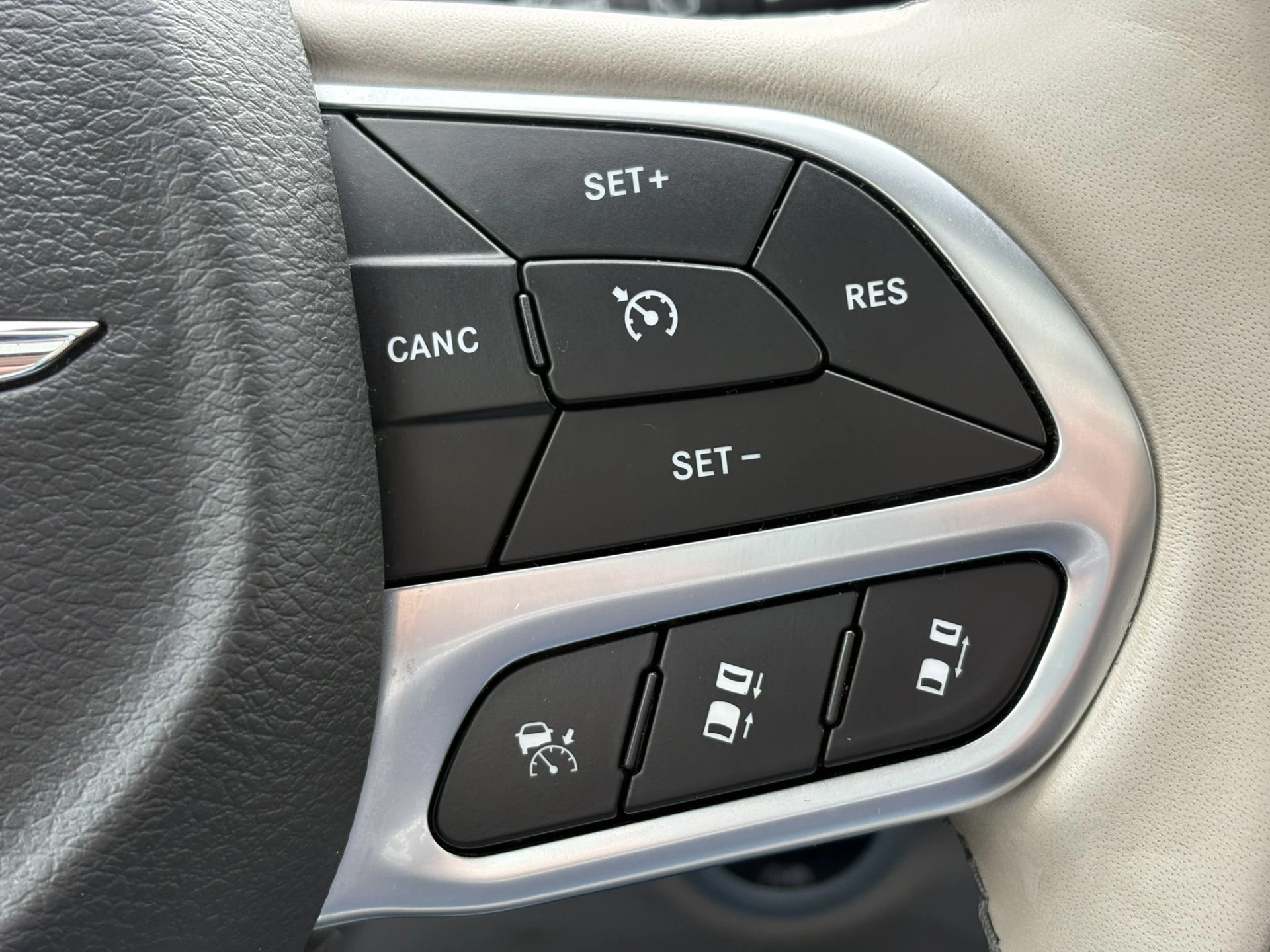 Hoofdafbeelding Chrysler Pacifica
