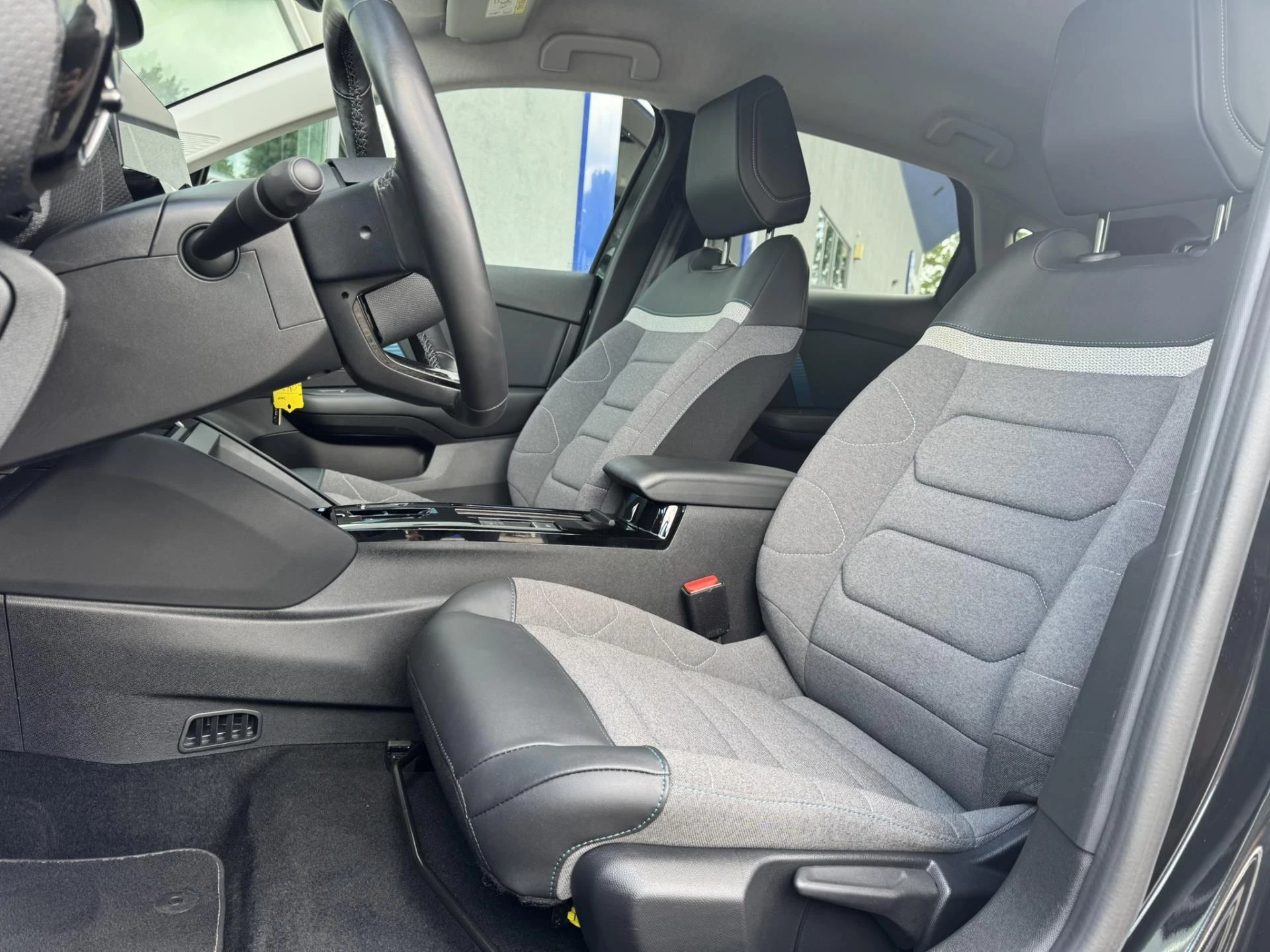 Hoofdafbeelding Citroën ë-C4