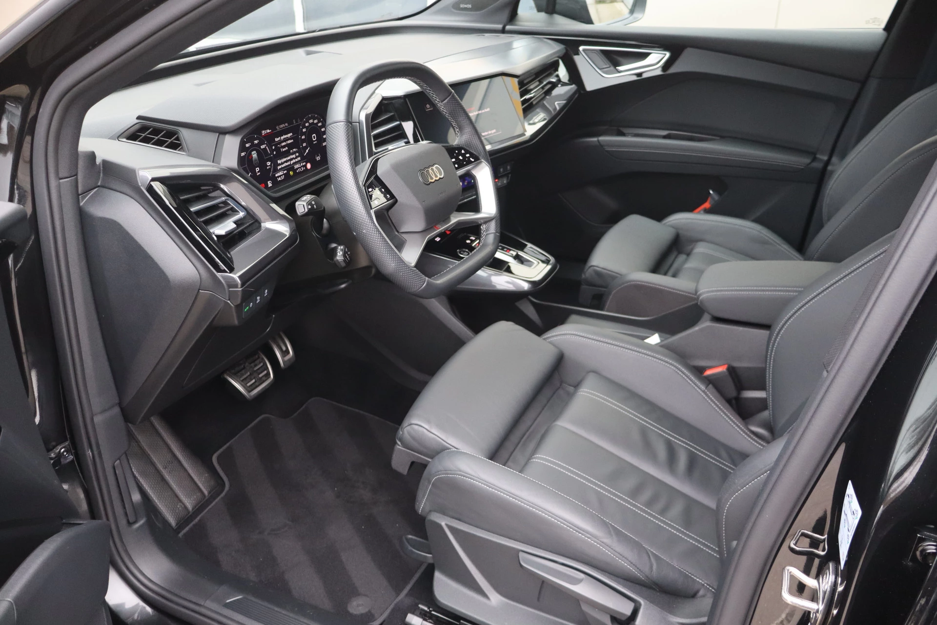 Hoofdafbeelding Audi Q4 e-tron