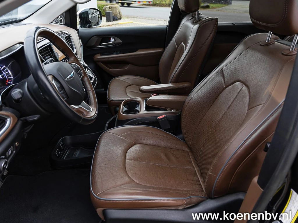 Hoofdafbeelding Chrysler Pacifica