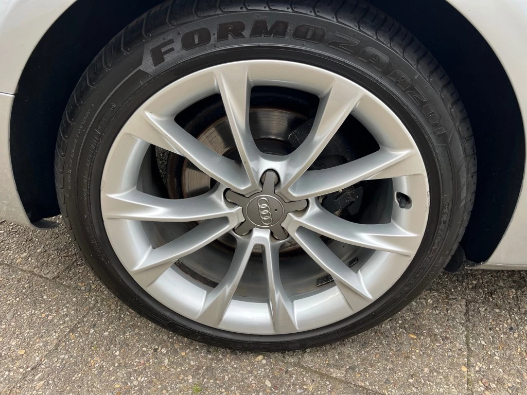Hoofdafbeelding Audi Cabriolet
