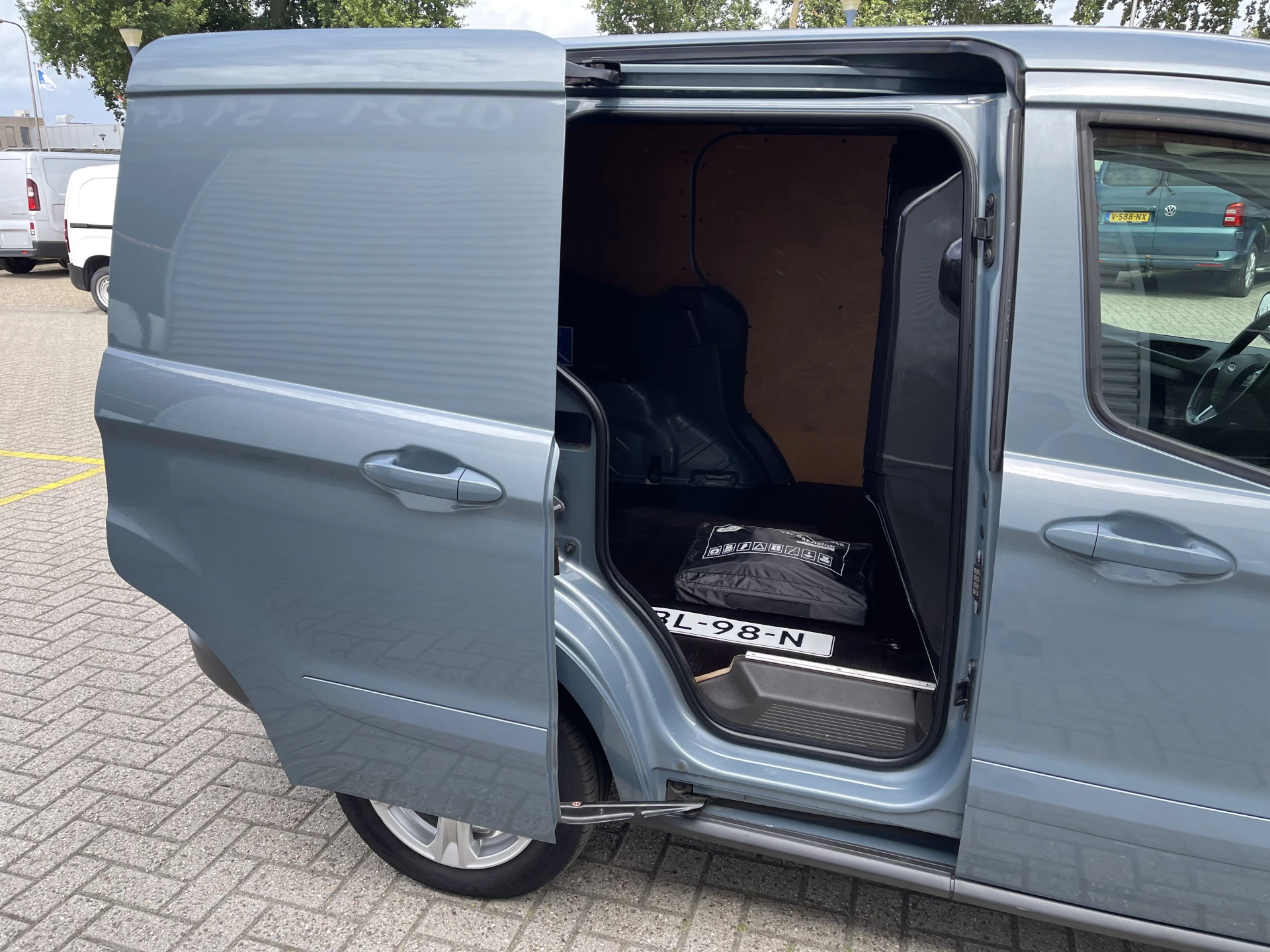 Hoofdafbeelding Ford Transit Courier