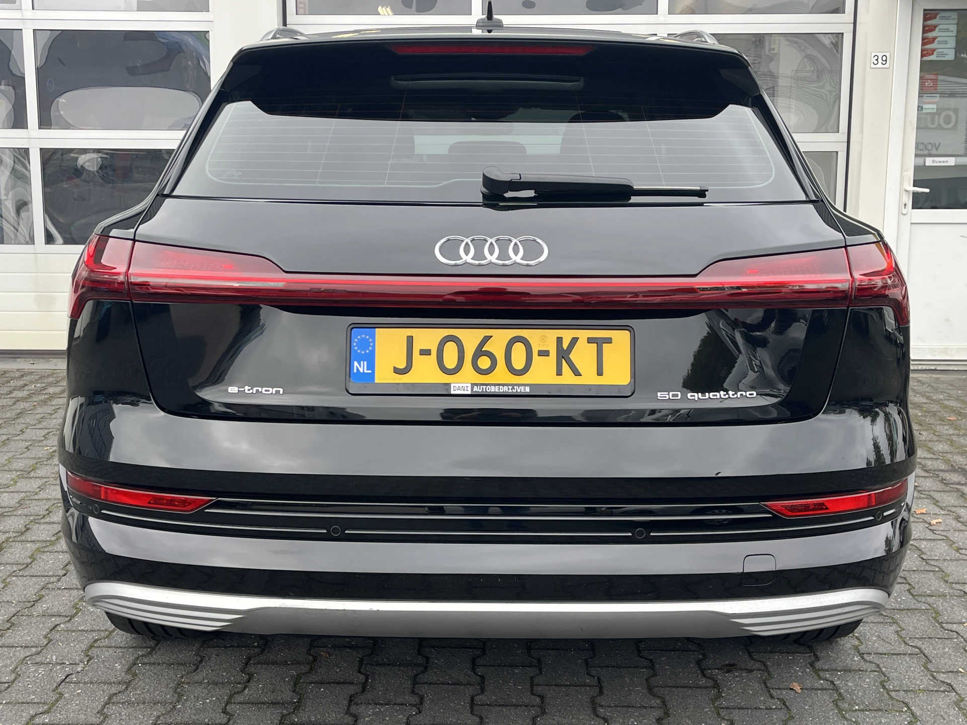 Hoofdafbeelding Audi e-tron
