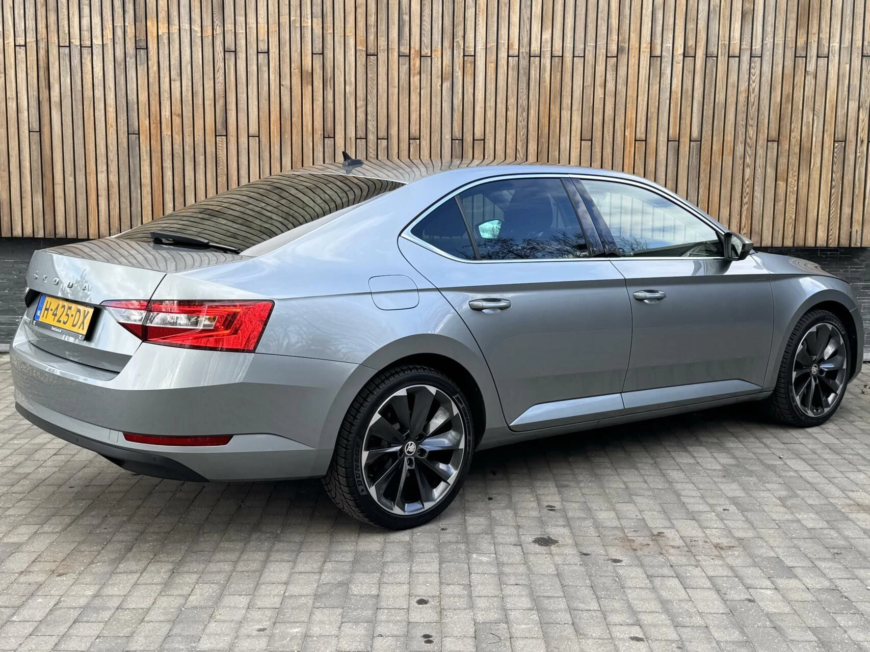 Hoofdafbeelding Škoda Superb