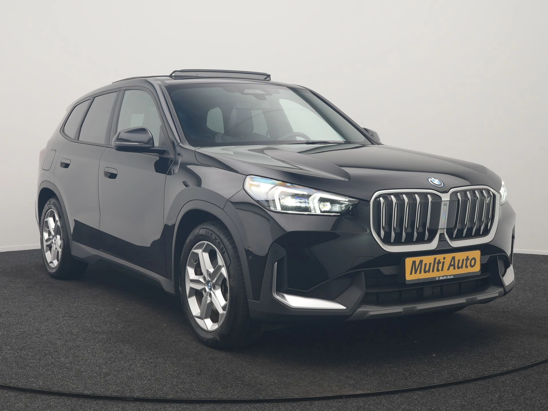 Hoofdafbeelding BMW iX1