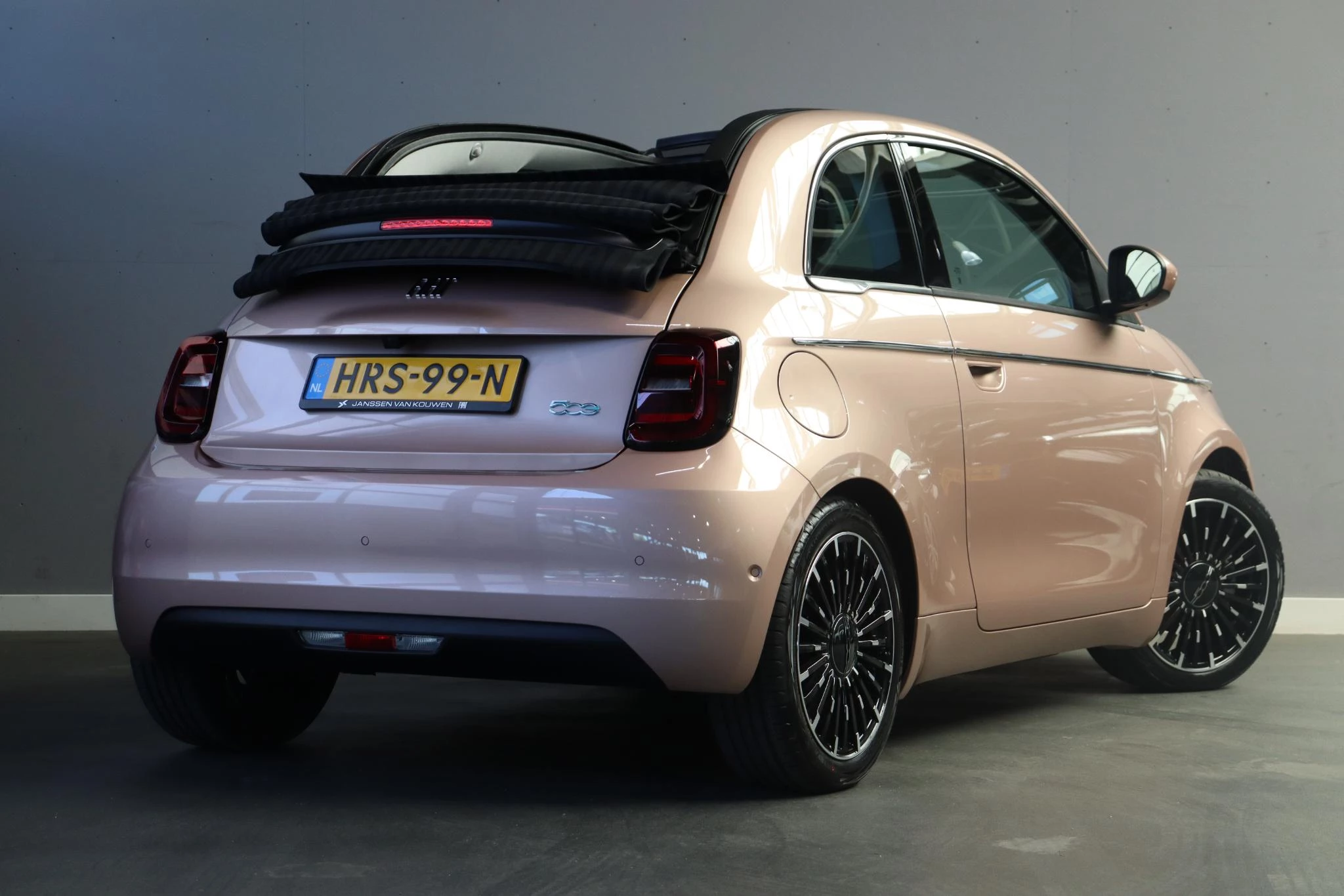 Hoofdafbeelding Fiat 500C