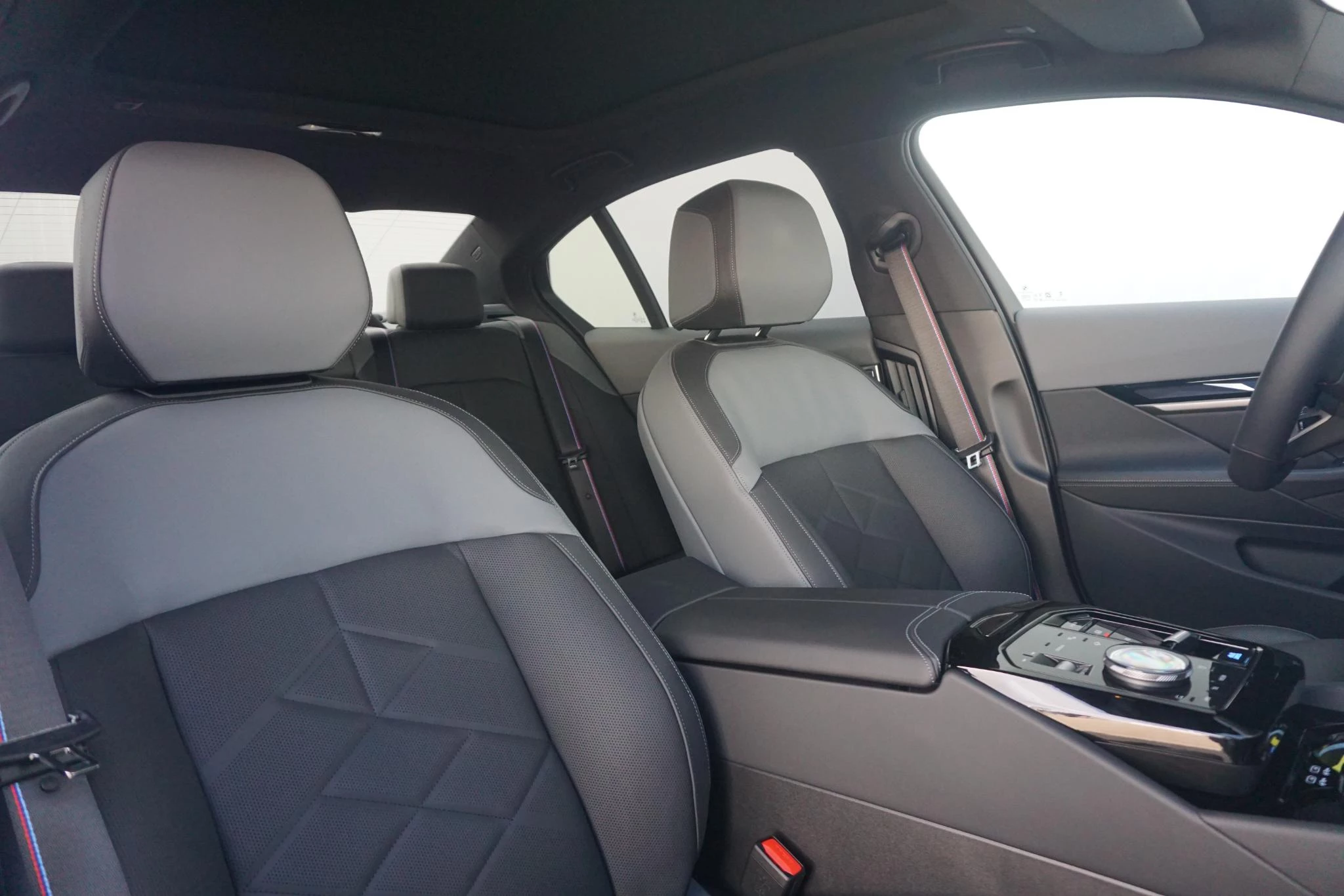 Hoofdafbeelding BMW i5