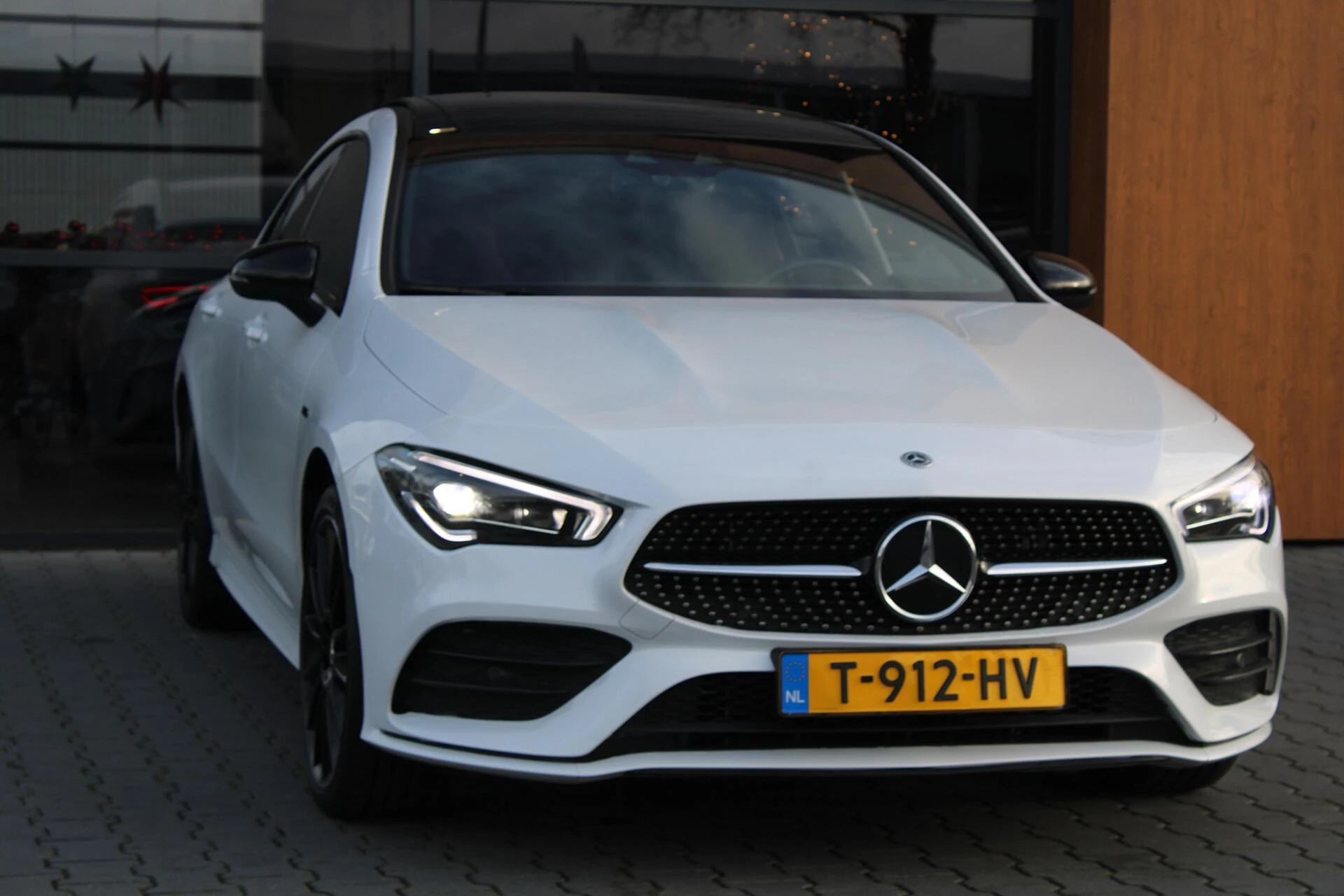 Hoofdafbeelding Mercedes-Benz CLA