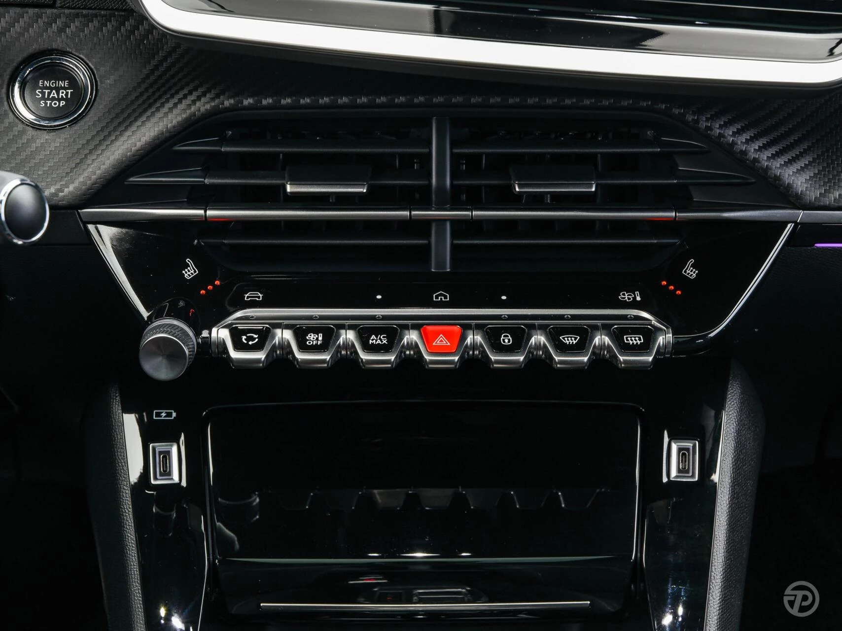 Hoofdafbeelding Peugeot e-2008