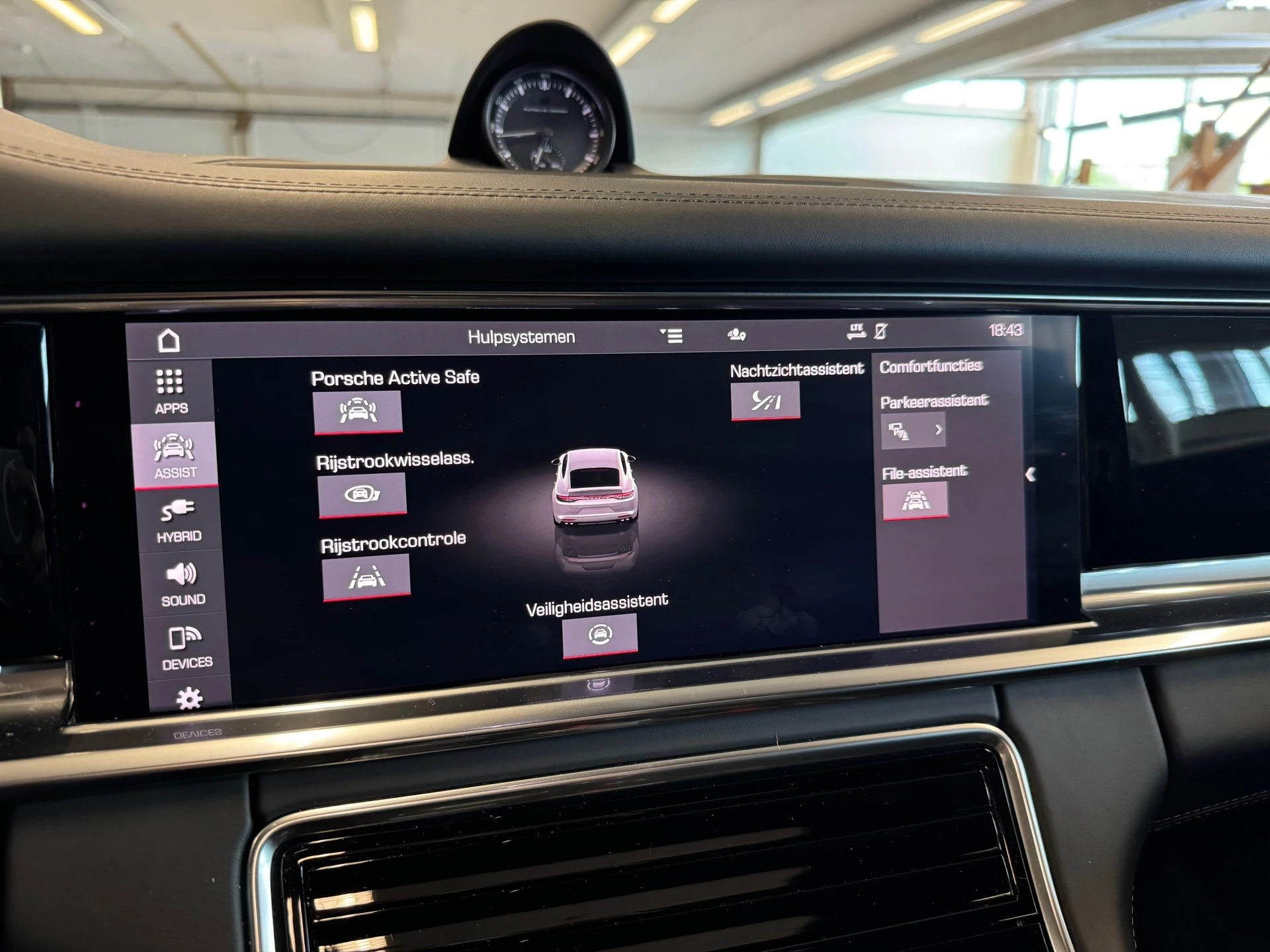 Hoofdafbeelding Porsche Panamera