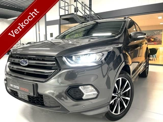 Hoofdafbeelding Ford Kuga Ford Kuga 1.5 EcoBoost ST Line 150 PK/ Camera/ CarPlay/ Navi