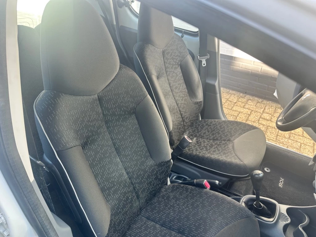 Hoofdafbeelding Peugeot 107